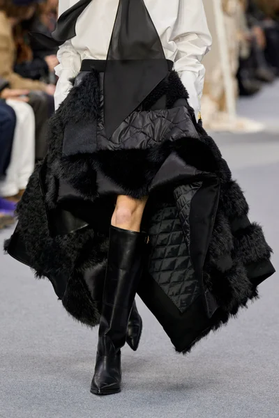 Look 208